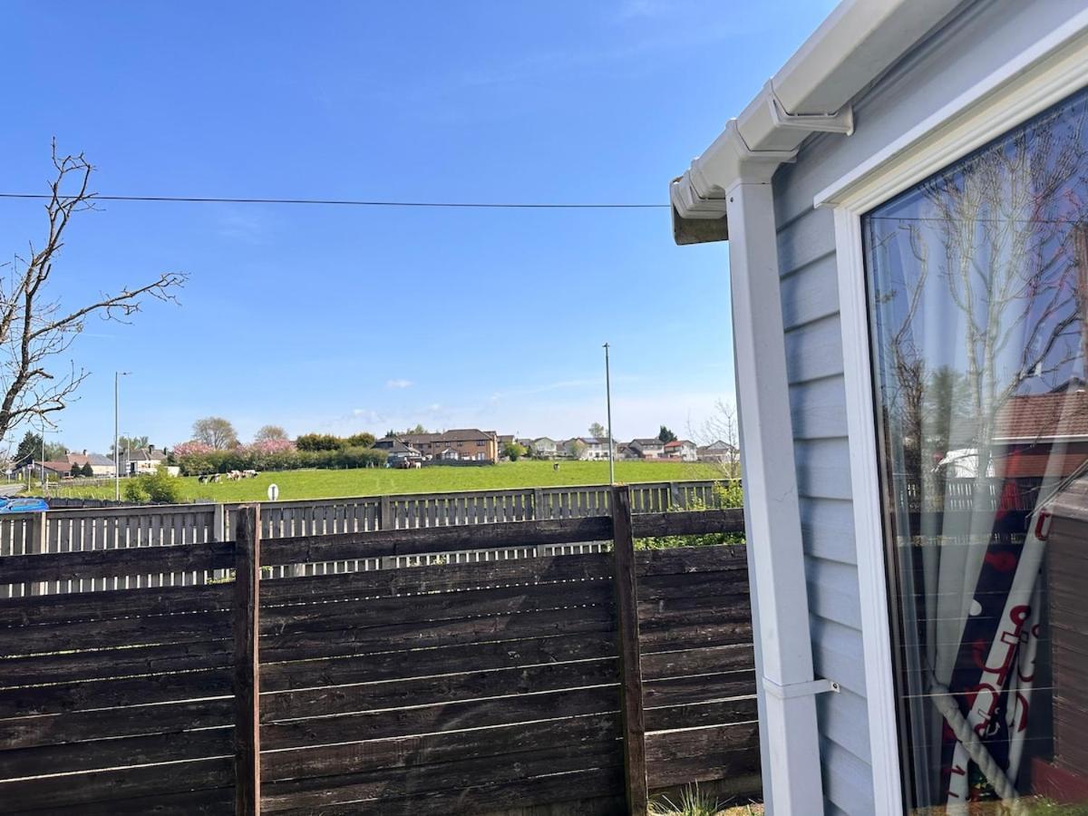 3-Bedroom Swift Caravan - Uddingston, Glasgow Buitenkant foto