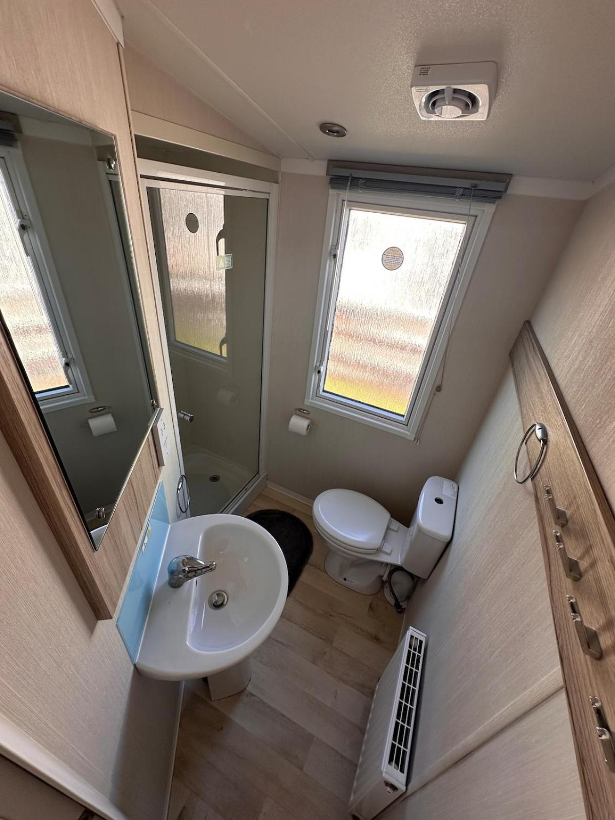 3-Bedroom Swift Caravan - Uddingston, Glasgow Buitenkant foto